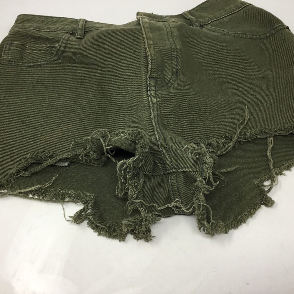 Brandy Melville Olive Green Denim Button Fly Cutoff Short - Picture 6 of 12